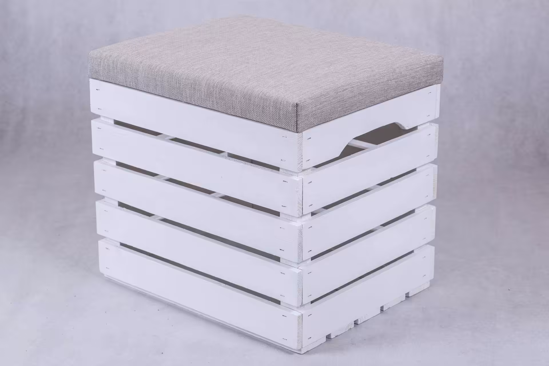 Skrzynka tapicerowana biała 213A7544 Copy - Skrzynka tapicerowana biała