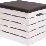 Skrzynka drewniana tapicerowana biała