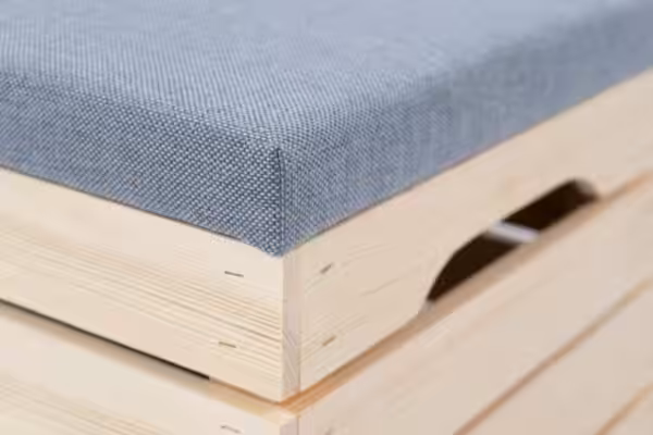 Skrzynia drewniana naturalna  z siedziskiem